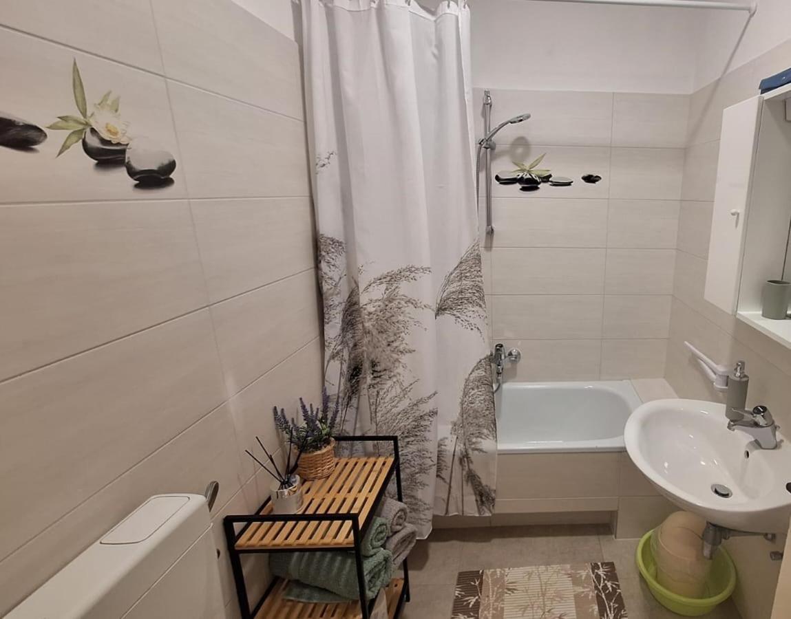 Apartamento App Karmen With Free Parkig Poreč Exterior foto