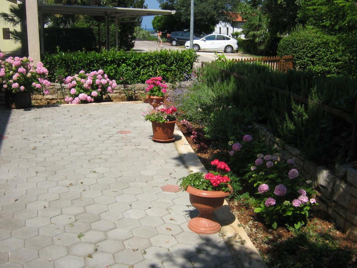 Apartamento App Karmen With Free Parking Poreč Exterior foto